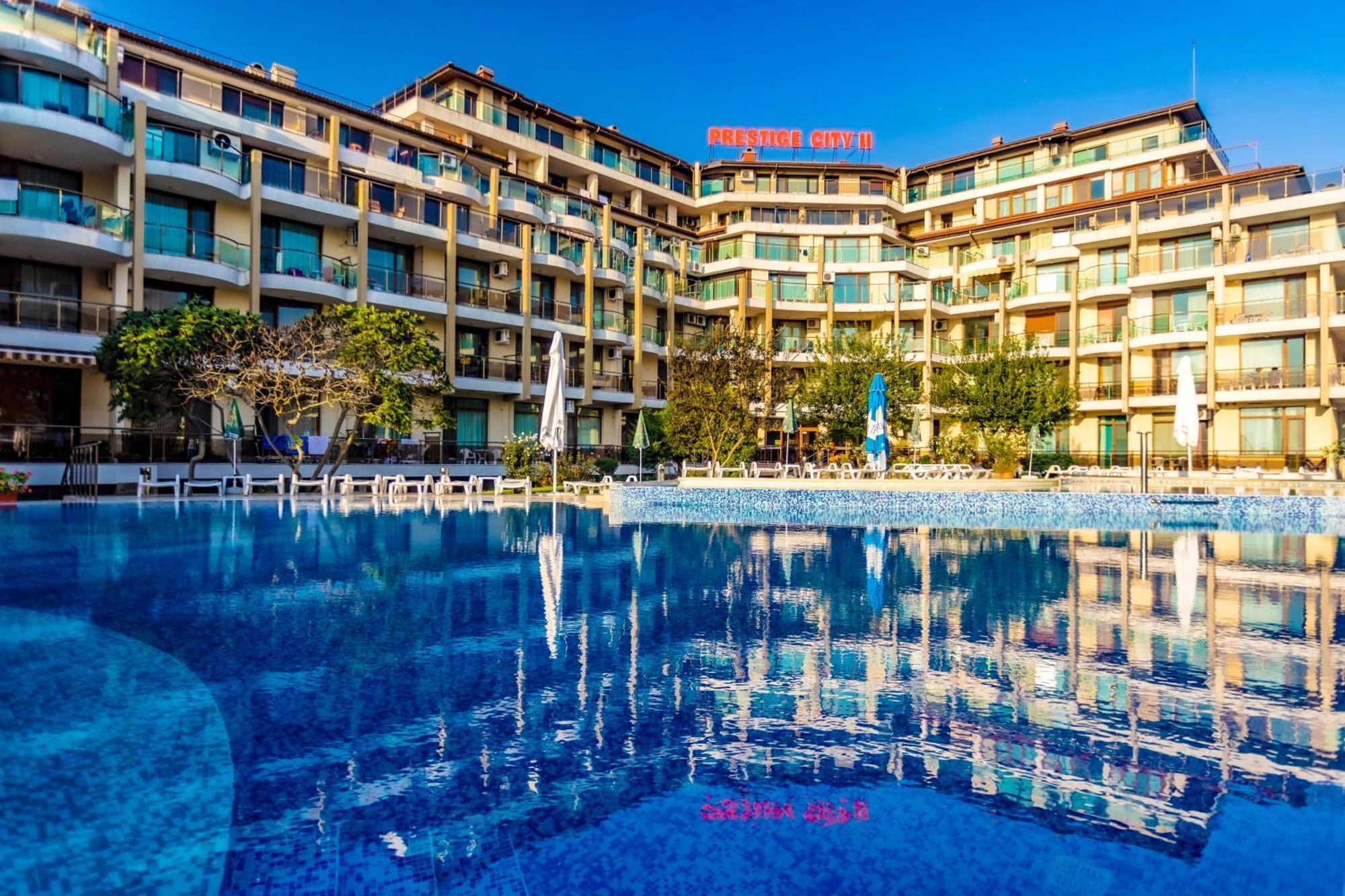 Aparthotel Hotel Prestige City II 프리모르스코 외부 사진