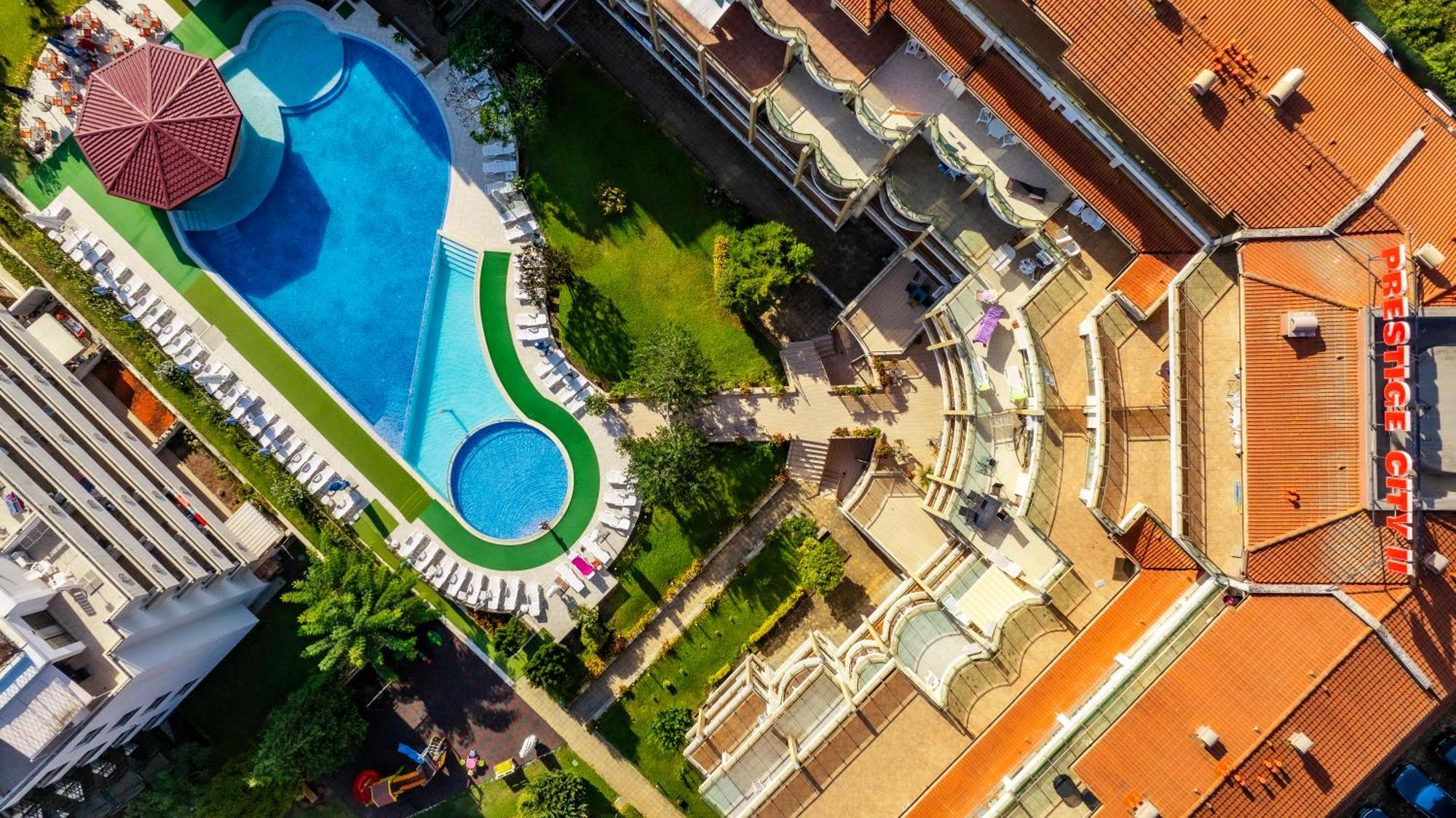 Aparthotel Hotel Prestige City II 프리모르스코 외부 사진