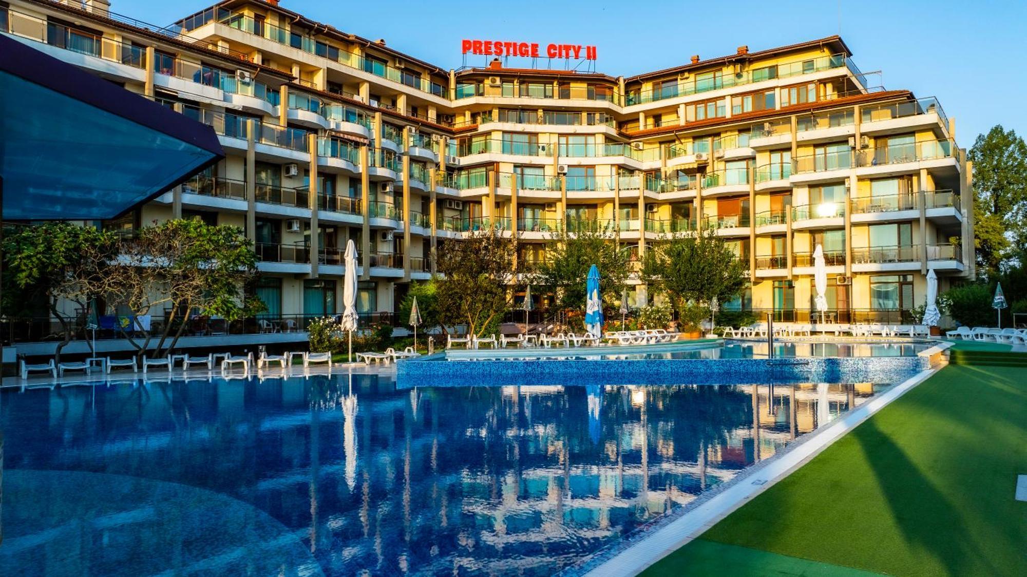 Aparthotel Hotel Prestige City II 프리모르스코 외부 사진