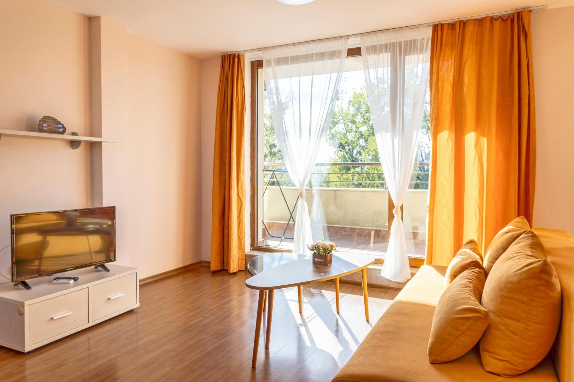 Aparthotel Hotel Prestige City II 프리모르스코 외부 사진